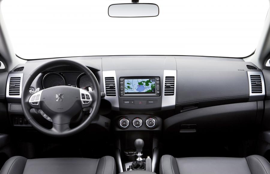  Peugeot 4007 DCS Automatic 2010 года  (фото 5 из 8)